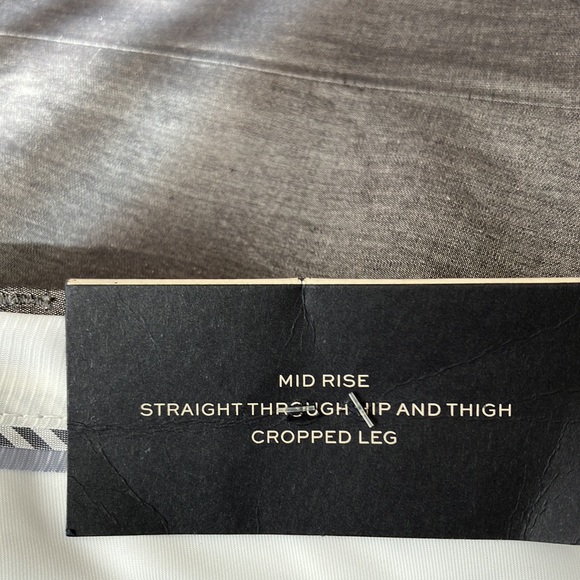 New! Lightweight BR Avery Silk/Rayon Cropped Pants size 12 - Picture 6 of 7